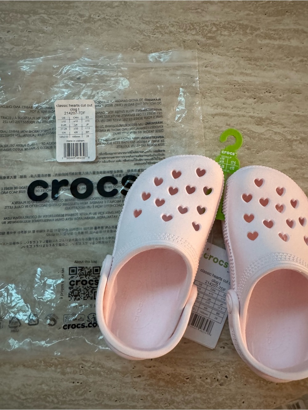 CROCS Toddler Classic Heart Cut Out Clogs - Bubble Ice Light Pink C10
